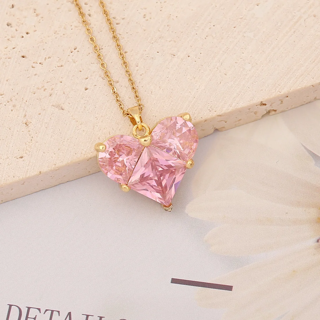 Hot sale gold plated  crystal flower pendant necklace stainless steel pink diamond pendant necklace for women