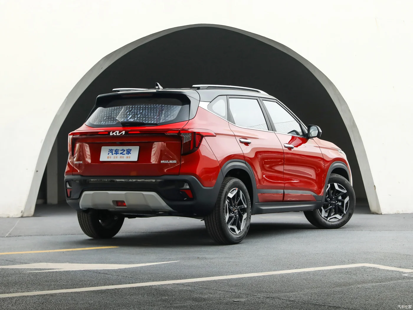 2023 Kia Seltos SUV Chinese High-Speed 5-Seater Compact Car Hot Sale with ACC Cruise Control Electric and Petrol Fuel Options