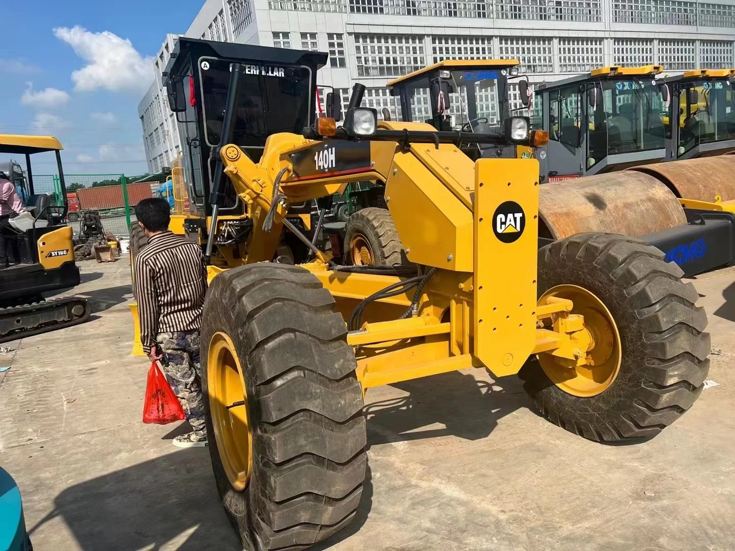 Low Working Hours cat 140h Grader cat 140H motor grader for sale
