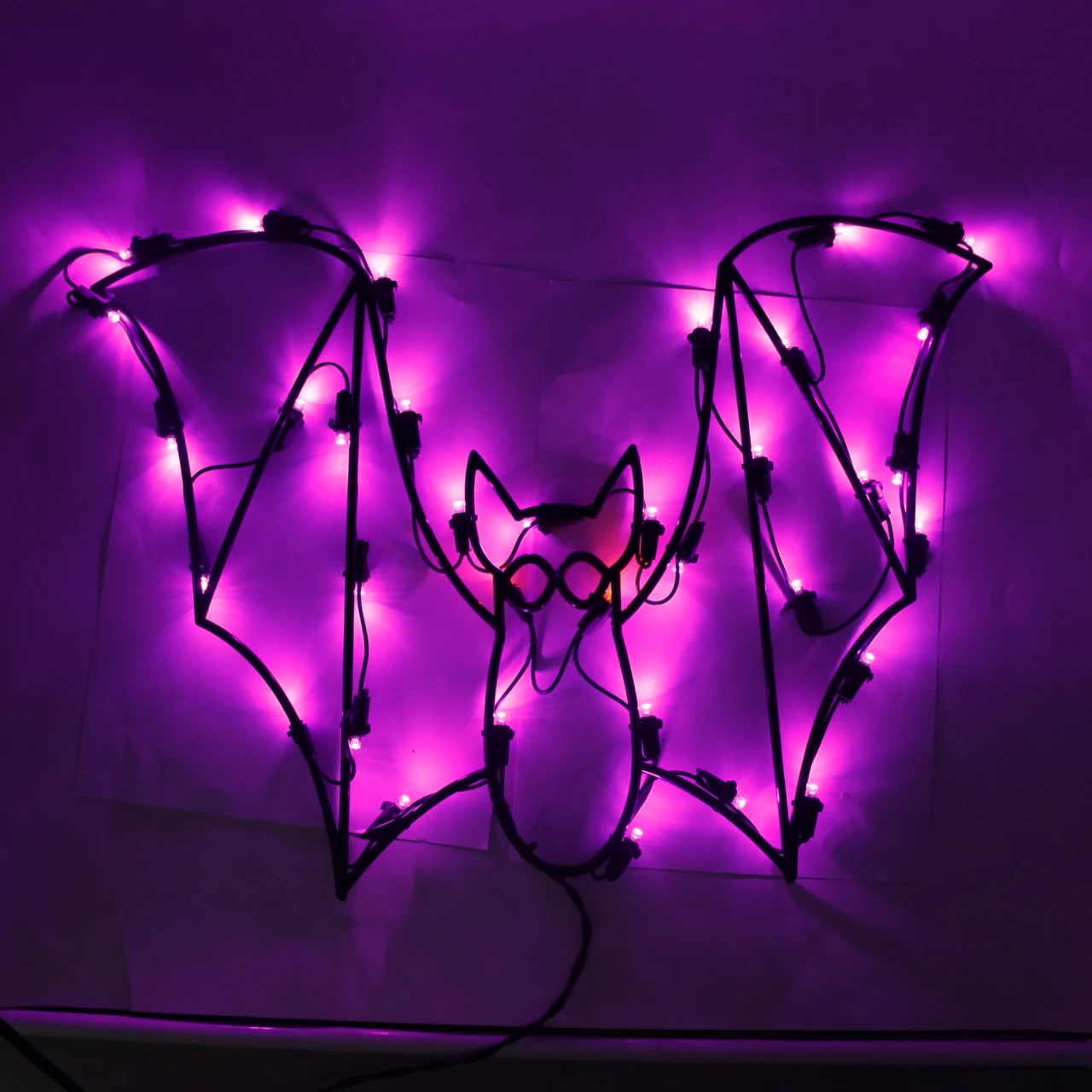 Bat modelling light purple leds black wire for Halloween Decoration