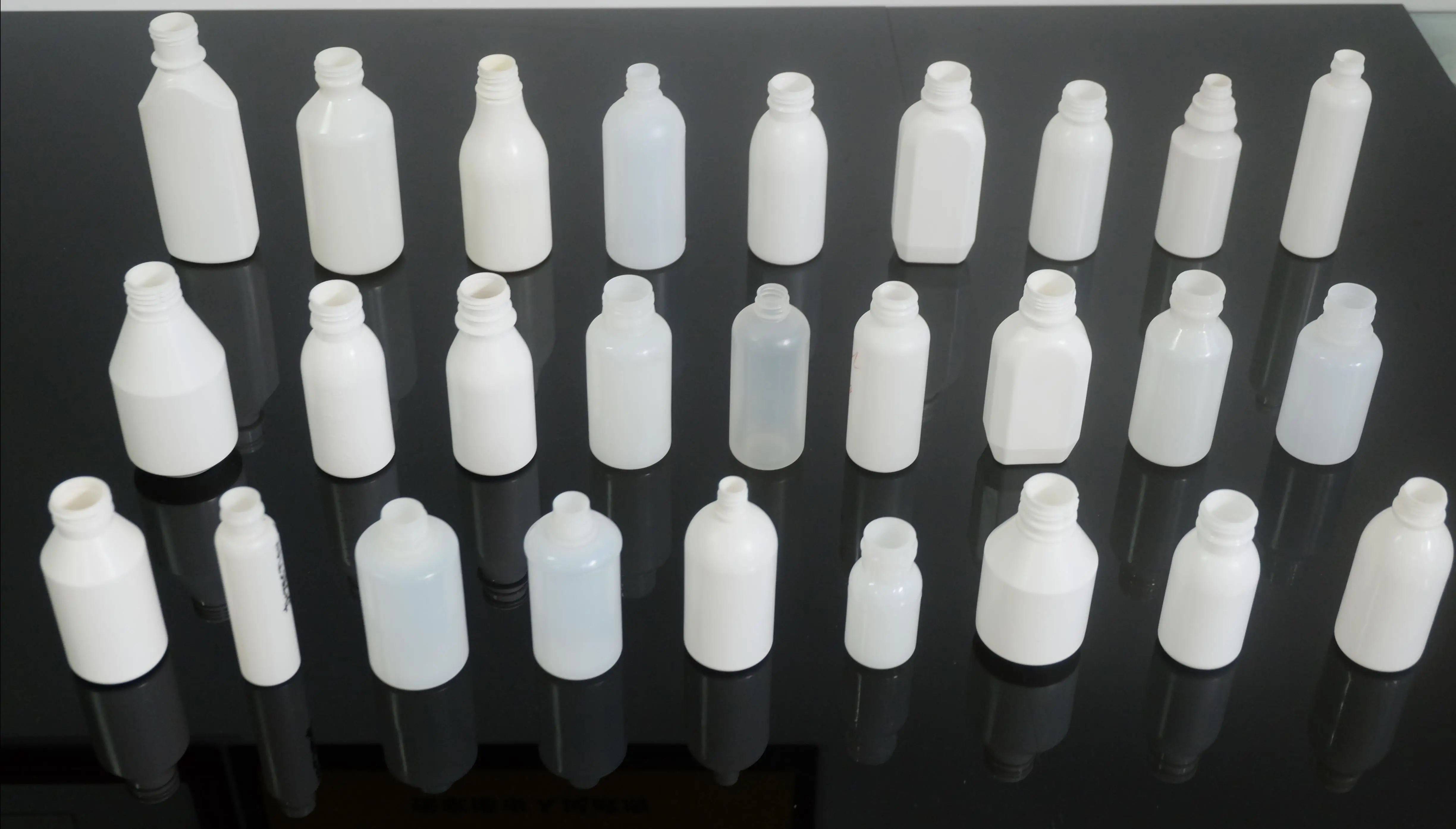 Injection Blow Molding Machine For Cough Syrup Bottle