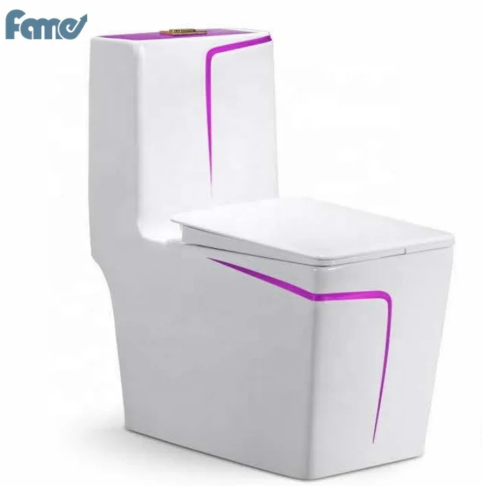 Wholesale Chinese Toilets golden  Line white color   Royal Style Toilet Bowl Easy-cleaning and Space-saving toilet set