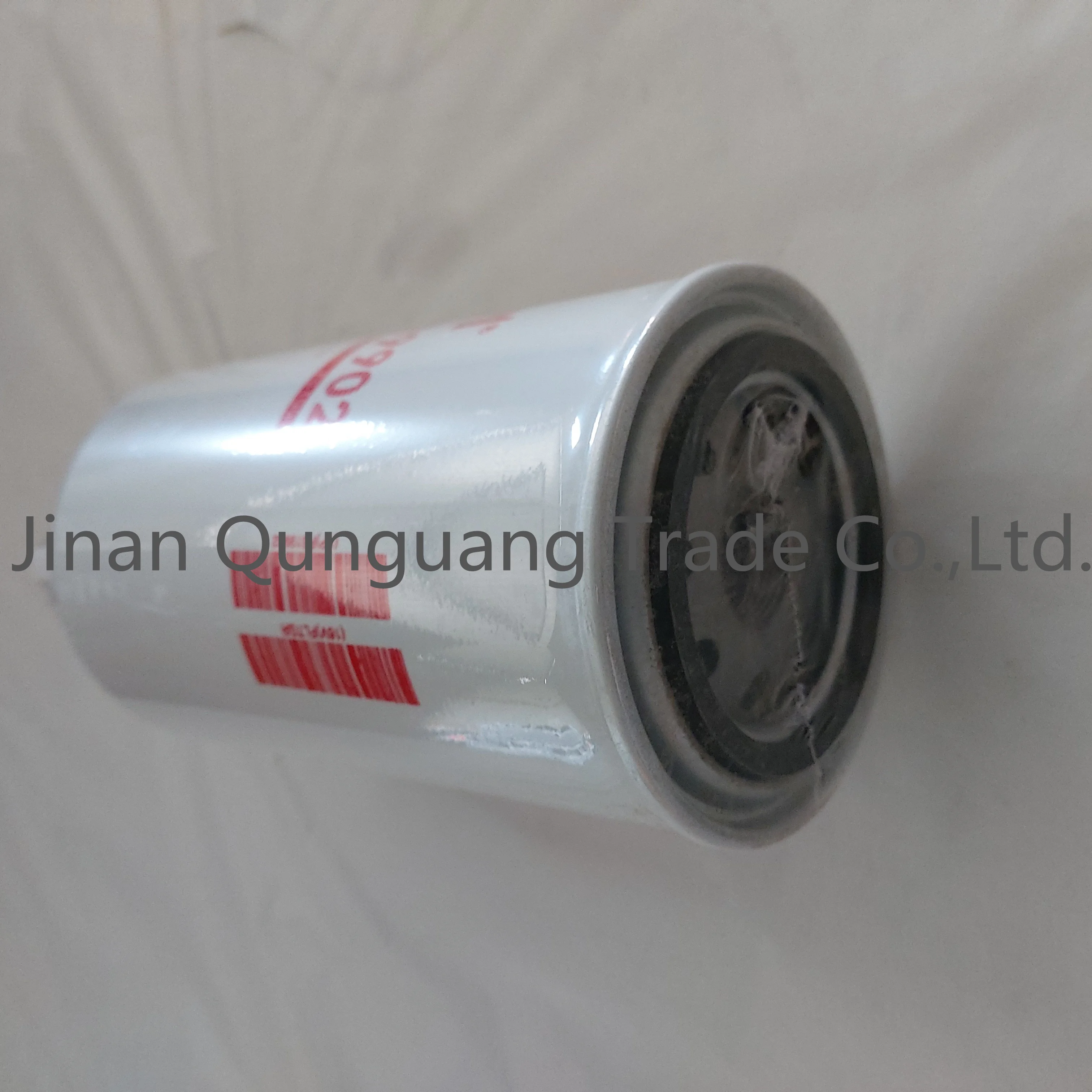 manufacture wholesale Sinotruk Howo Truck Parts Truck Spare Parts Fuel-Water Separator Filter FS19902