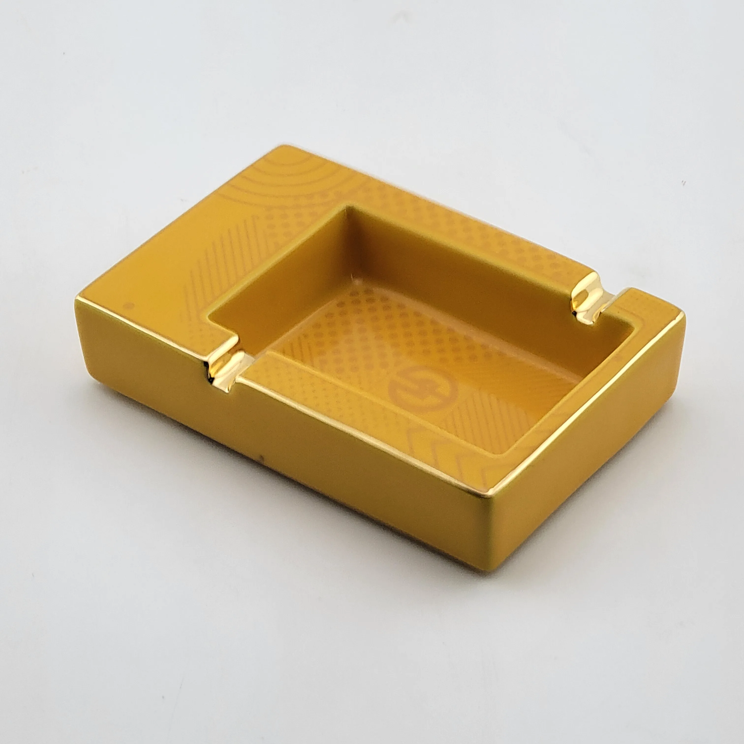 Office Home Cigar Ashtray Red Yellow Ceramic Square Ceramic Smoke Extinguisher Ashtray