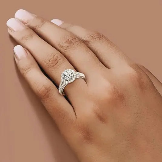 R.GEM. Wholesale S925 Silver 2 Carat Round Cut Sunflower Solitaire Moissanite Rings Engagement Rings  for Women