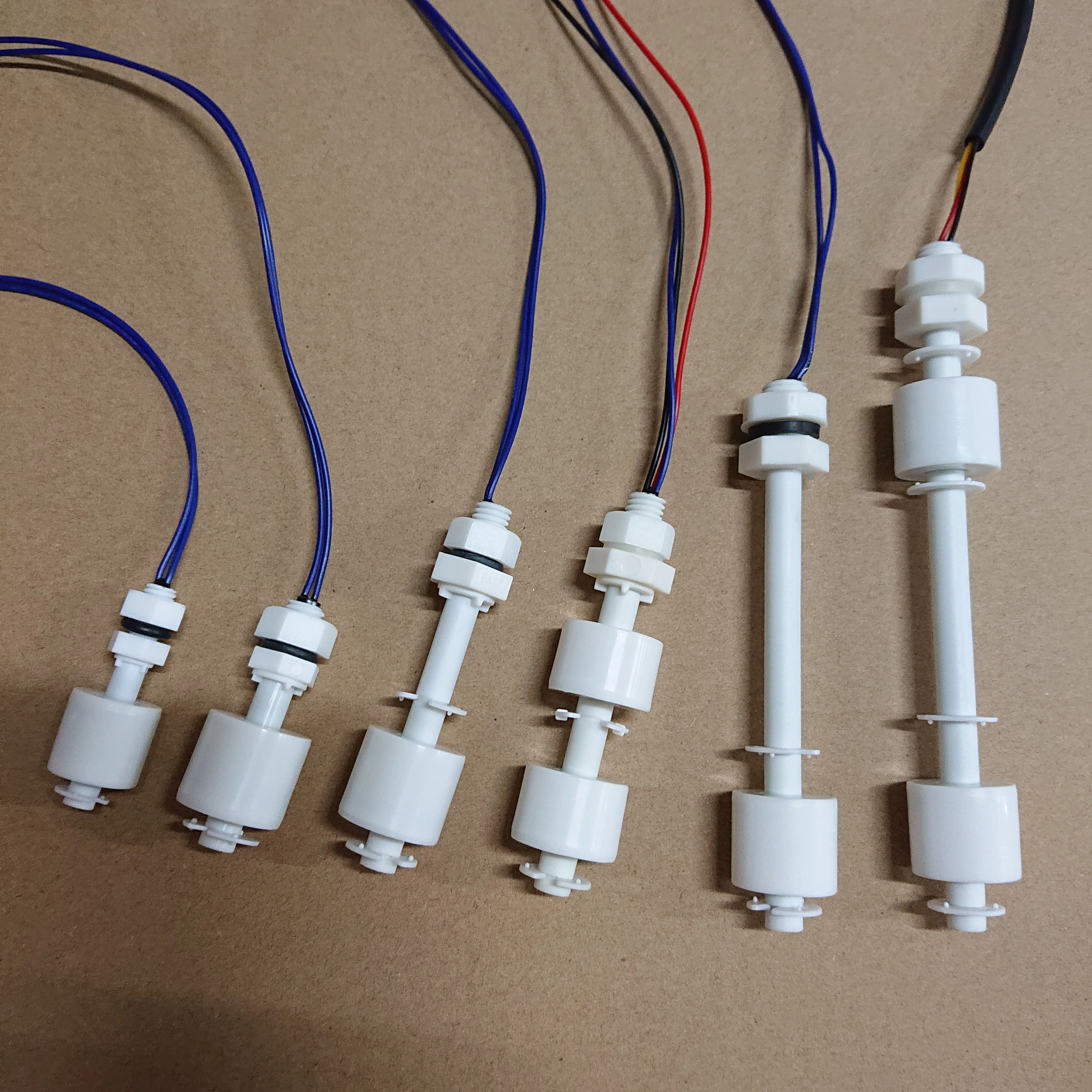 25/30/35/40mm Mini Plastic Float Water Level Switch/Level Sensor