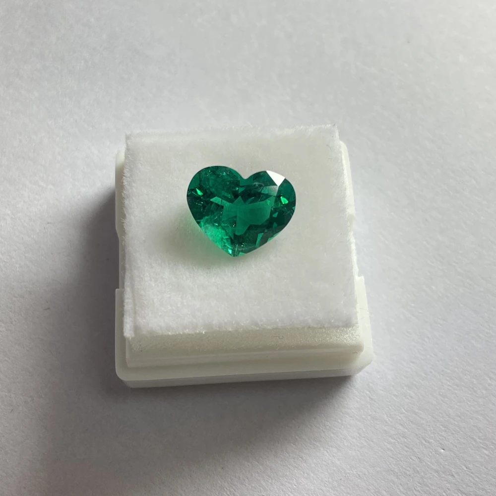 
GRC certificate grown emerald Colombia emerald Heart Shape Synthetic hydrothermal Emerald Stone 