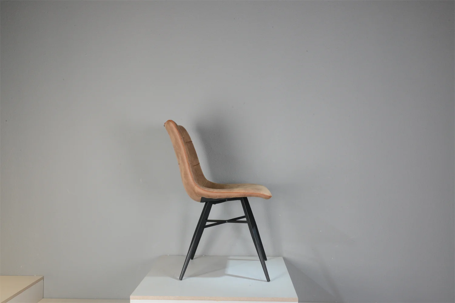 European hot sale industrial style cognac fabric home kitchen dining chair with cross metal feet