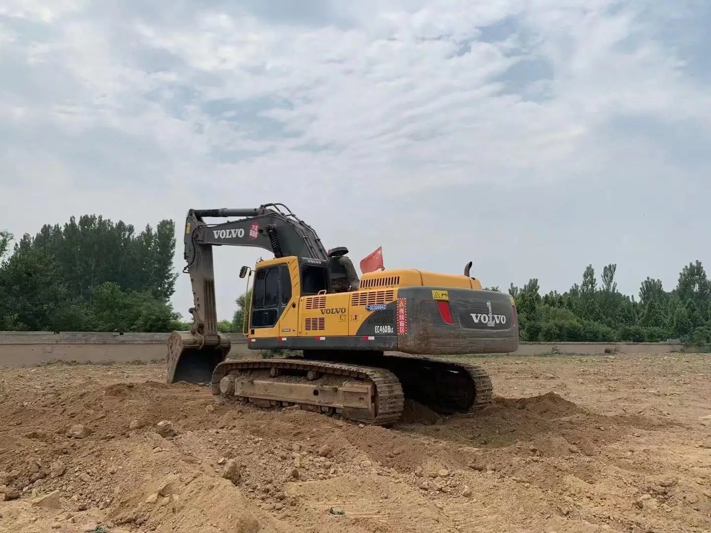 Экскаватор Volvo 460BLC Подержанный гидравлический гусеничный экскаватор продается по хорошей цене в Японии оригинальное оборудование