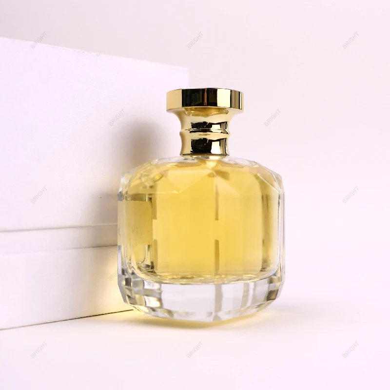 Competitive Price hot-selling luxury perfume bottle 30ml 50ml wholesale fashion fragrance bottle