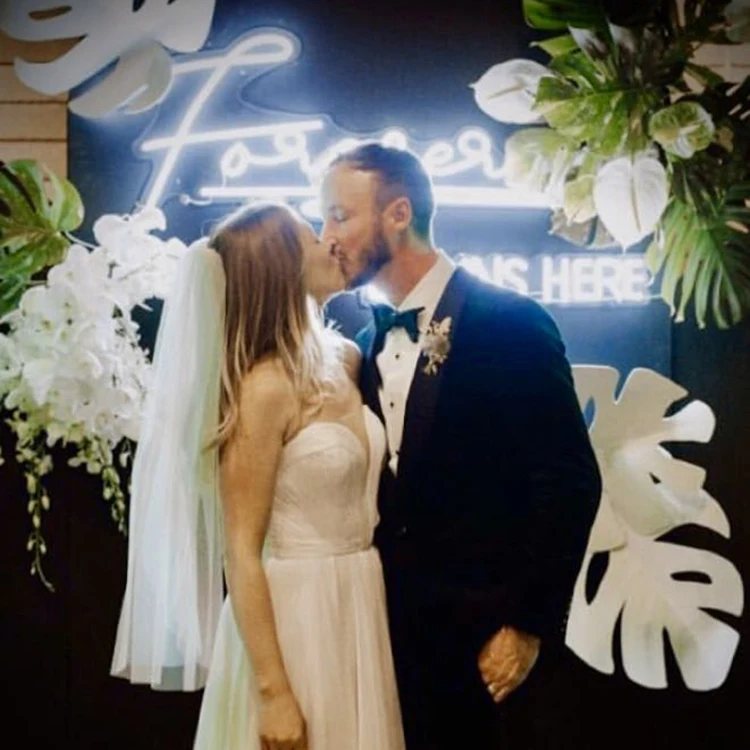 Ready to ship romantic name custom led neon light sign flex neon letter for wedding decoration