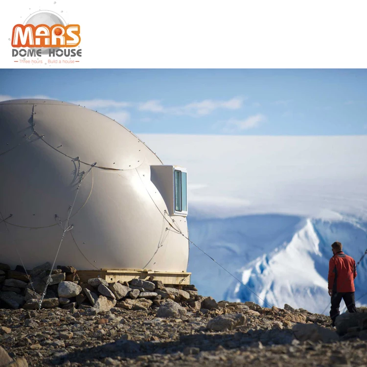 
 Сборный дом Mars dome house, используемый в белой пустыне Антарктике для удаленных отелей  