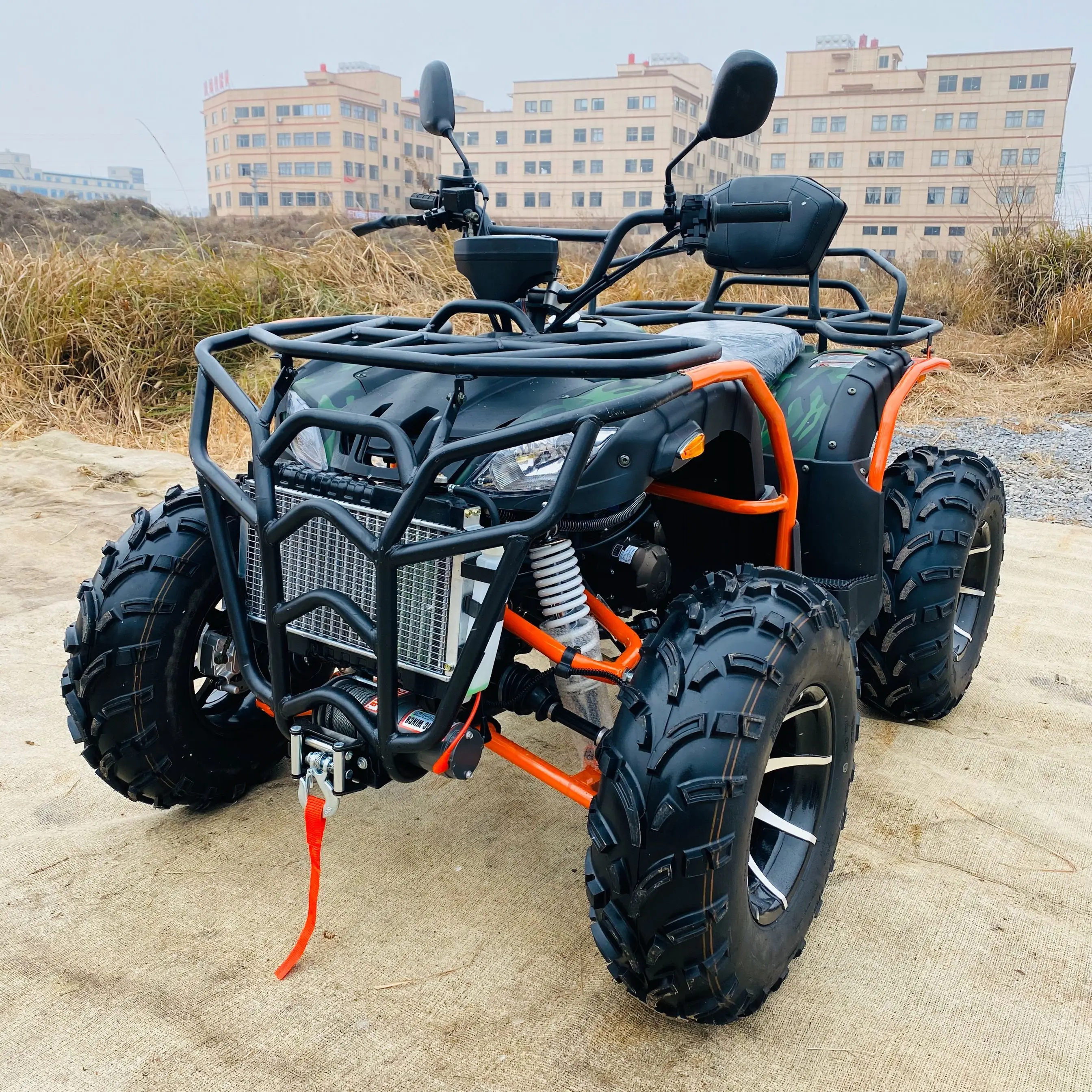  Квадроцикл на бензине 4x4 250 куб. См