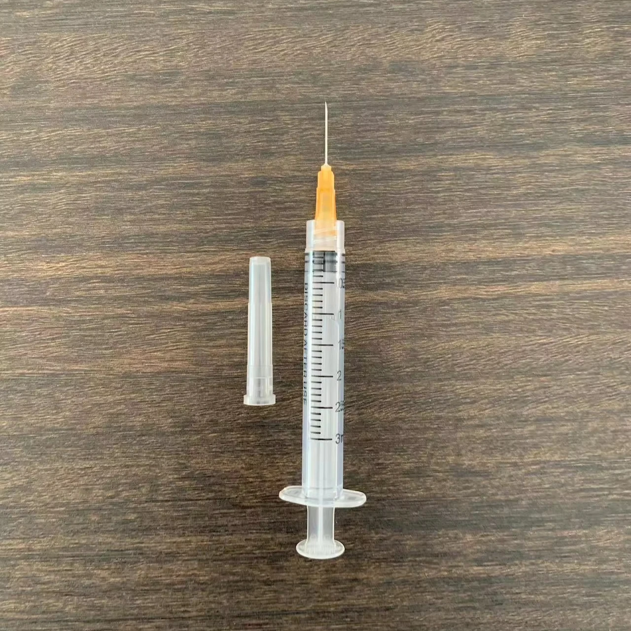 High Quality Disposable Aseptic Threaded Syringe Injector Pipette Plastic Luer Lock Sterile Disposable Syringes With Needles
