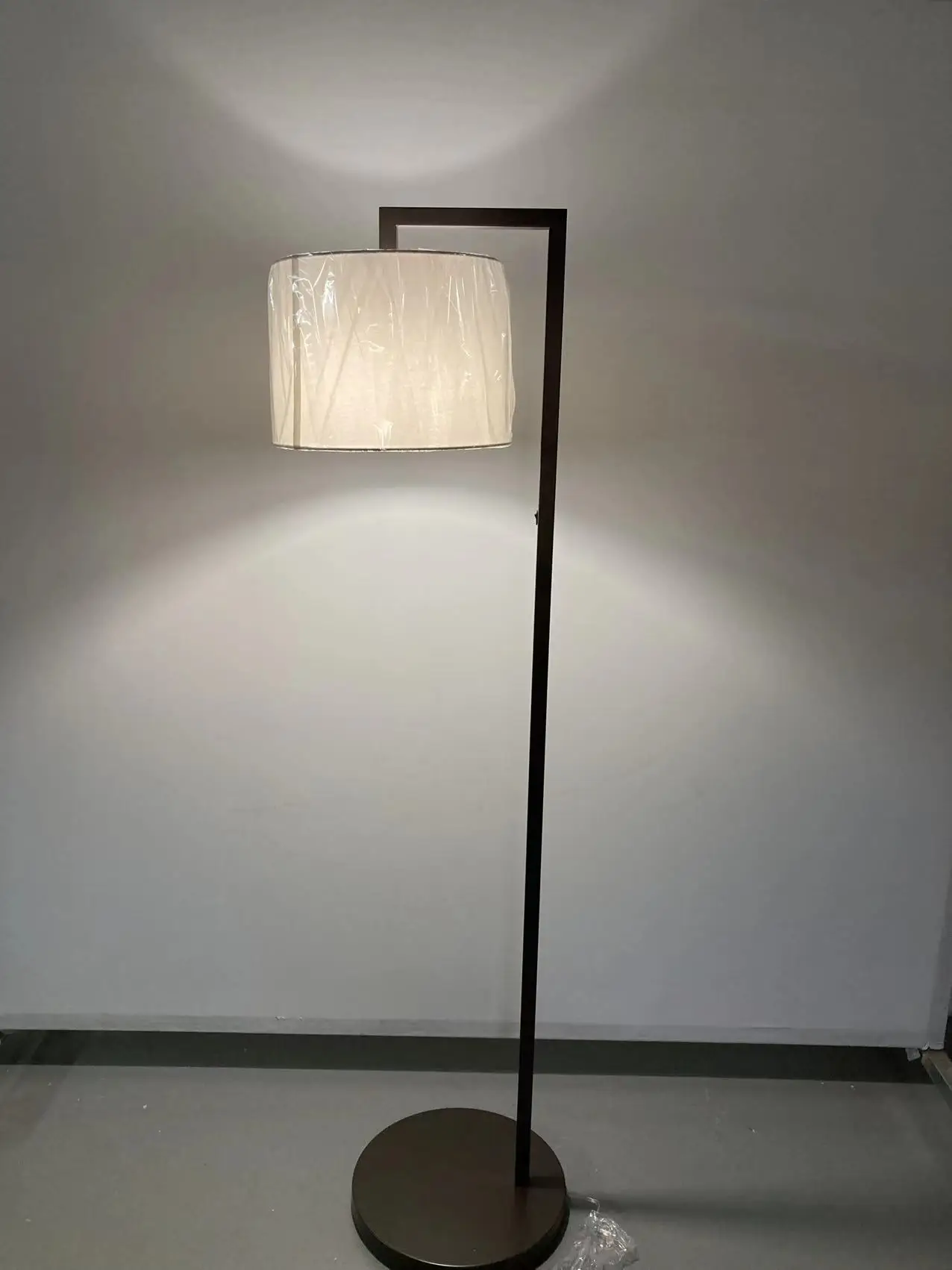 UL CE hot traditional hotel guest room project and home lamp nickel Finish linen lampshade Floor Light