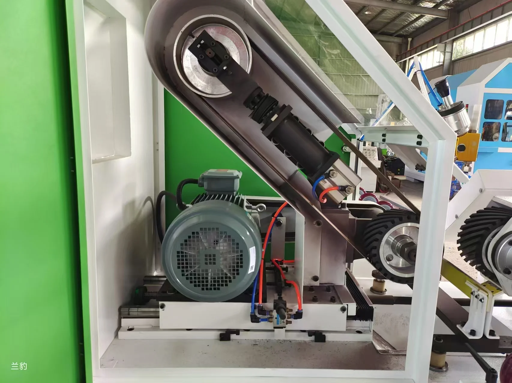 Original Factory Automatic metal Round Tube Polishing Grinding Machine With Abrasive Belt