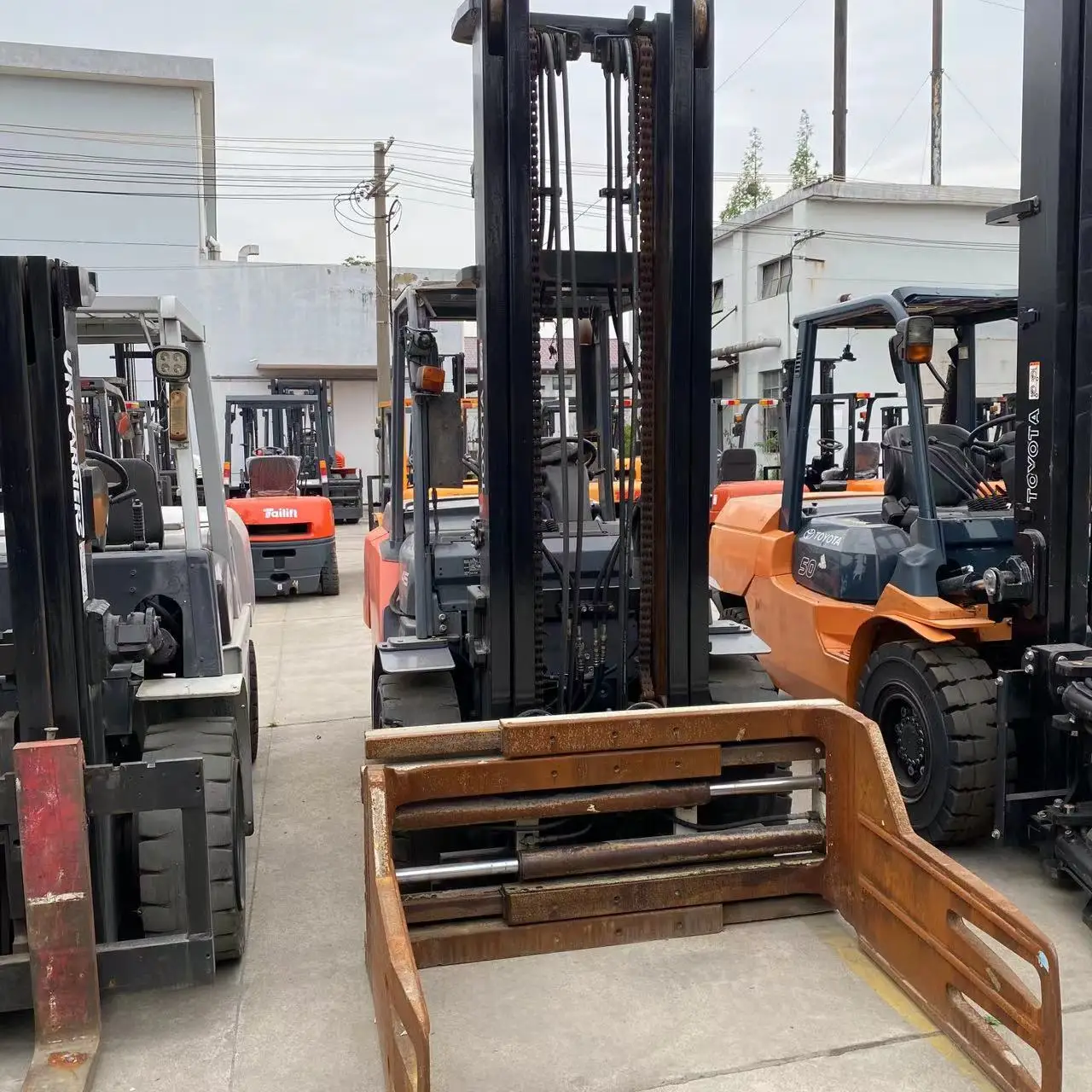 Second-Hand  Toyota Forklifts 4.5 ton Diesel Forklifts on Sale with good condition in shanghai