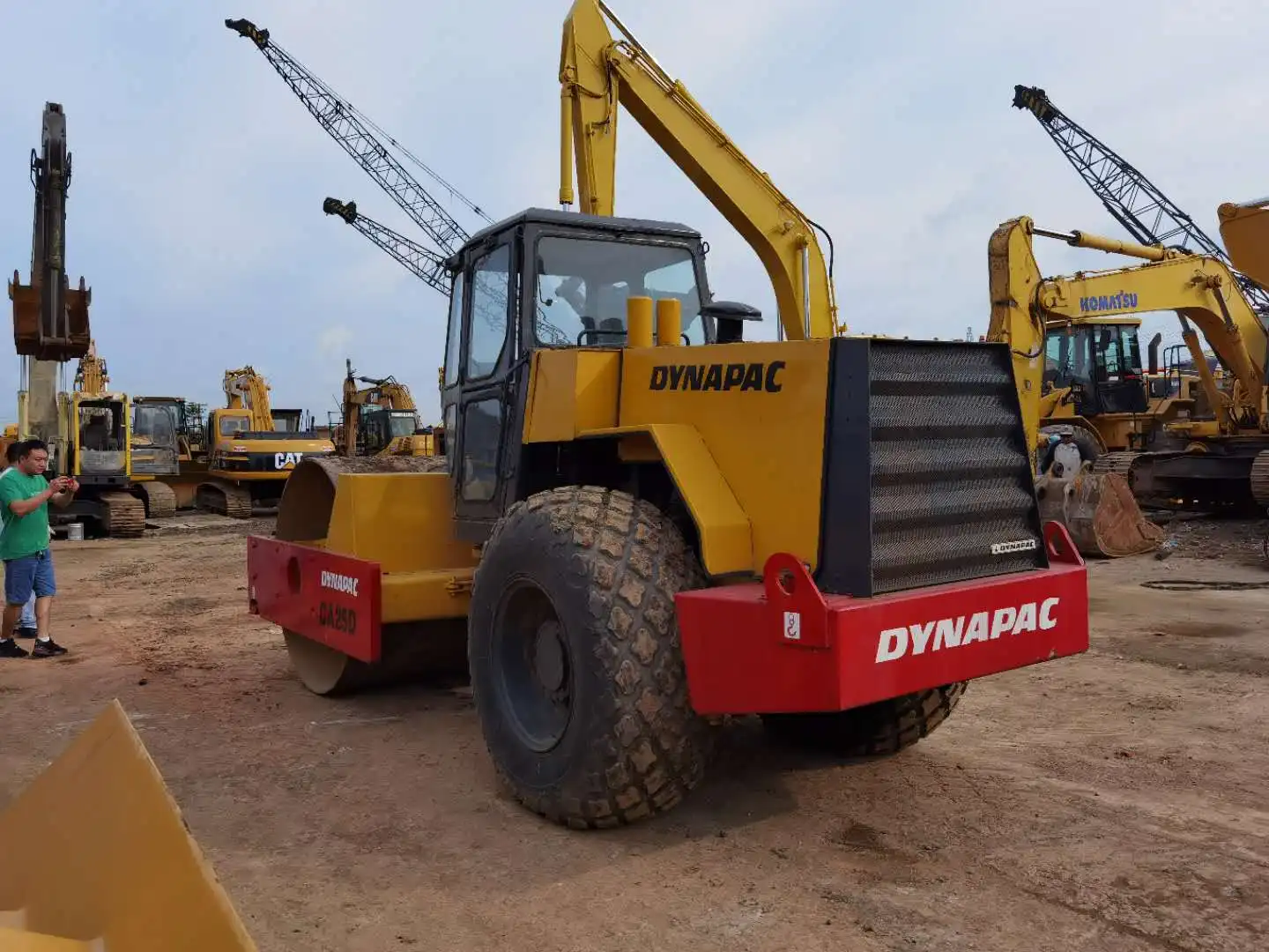 Б/у дорожный каток dynapac CA25D, по низкой цене, б/у, уплотнитель dynapac CA251D, дорожный каток CA25D