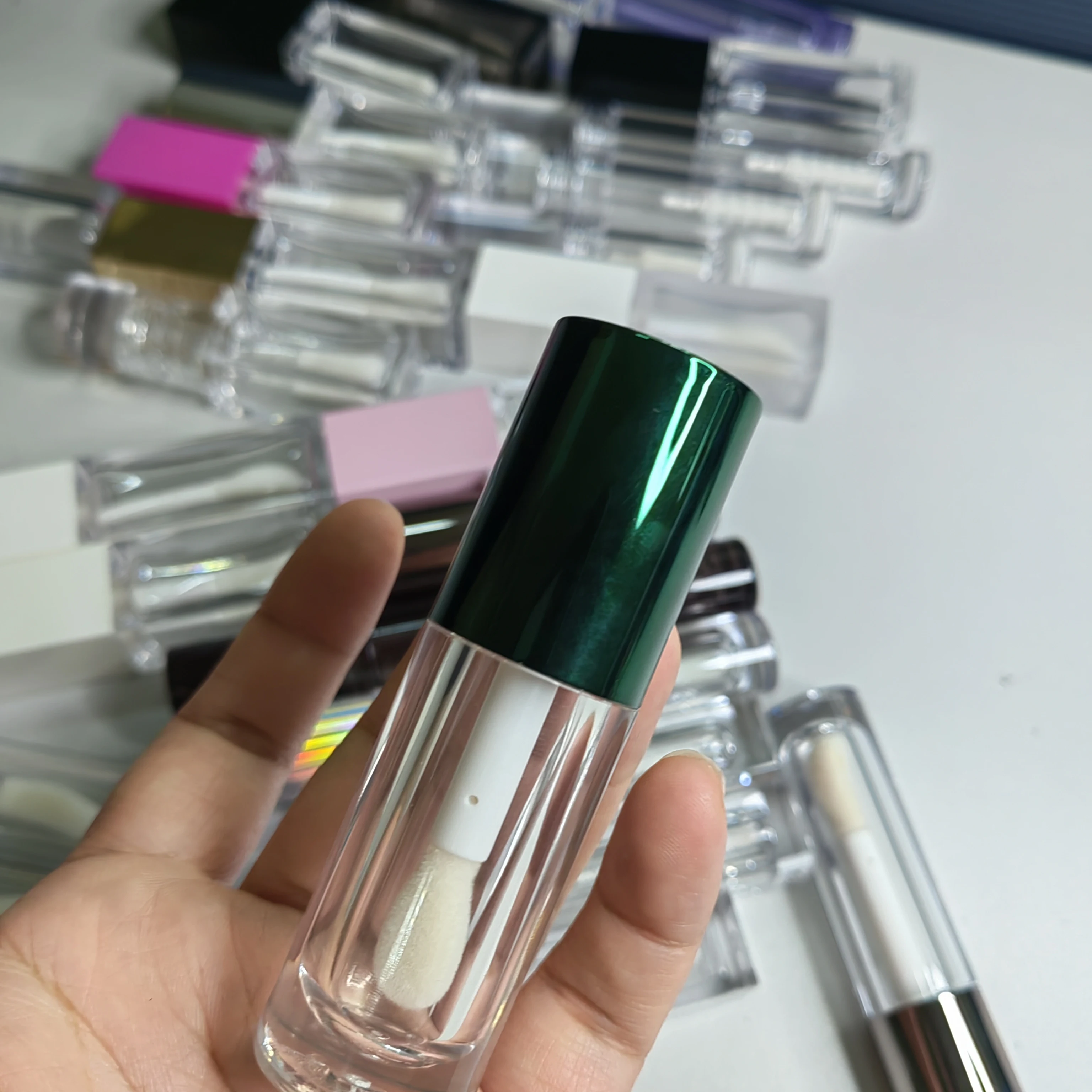 custom lipgloss tubes and packaging tube Big Brush Applicator Lip Gloss Packaging Wand Empty Lip gloss Tube With Stopper