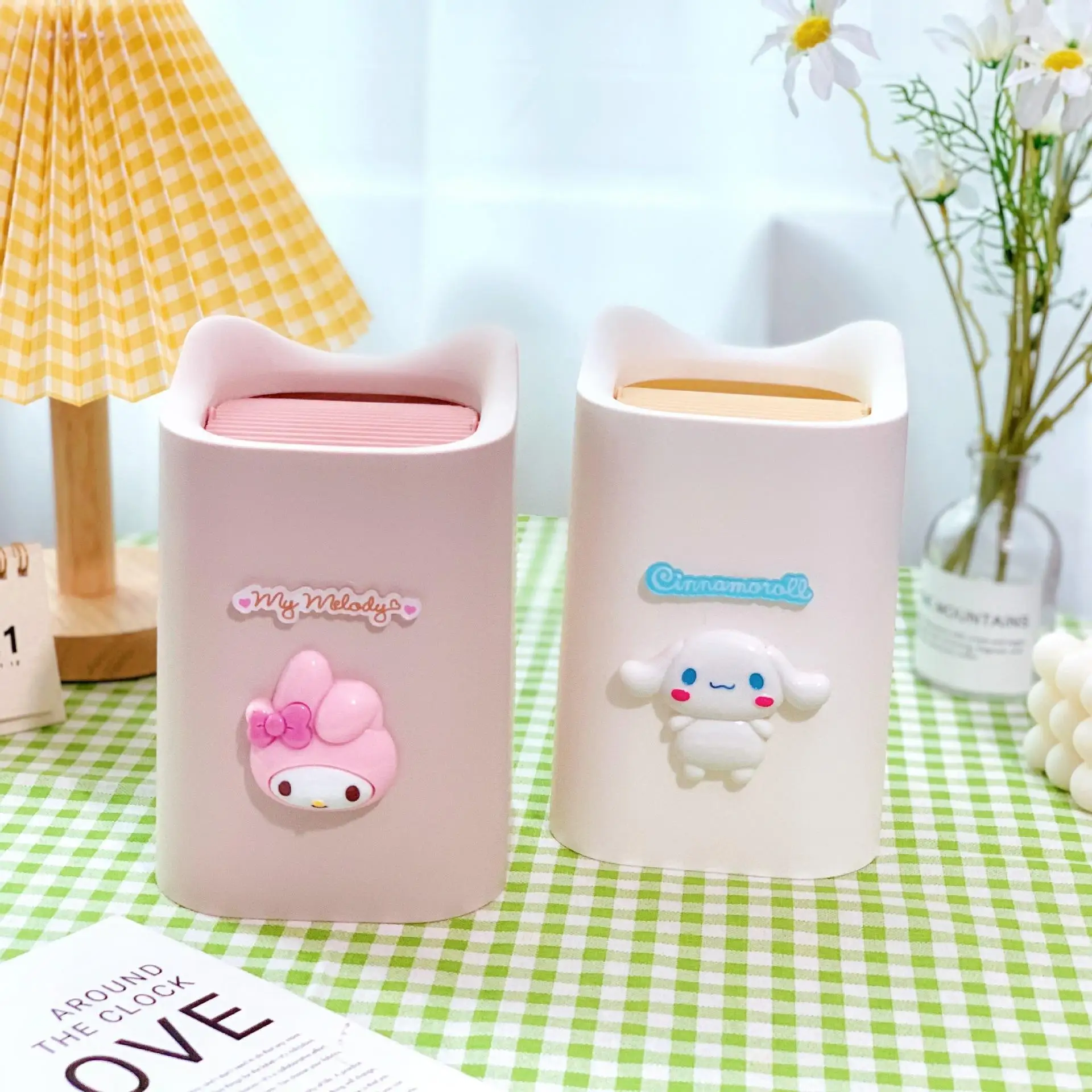 hot-sale products  Cartoon cute desktop trash can office desk swing lid storage small trash can