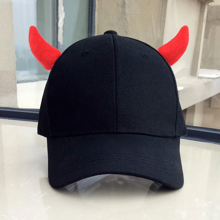 Camouflage stripe Devil Horn Peaked Baseball Cap Hat for Men and Women 6-Panel Solid Color Hip-Hop Truck Driver Hat Unisex