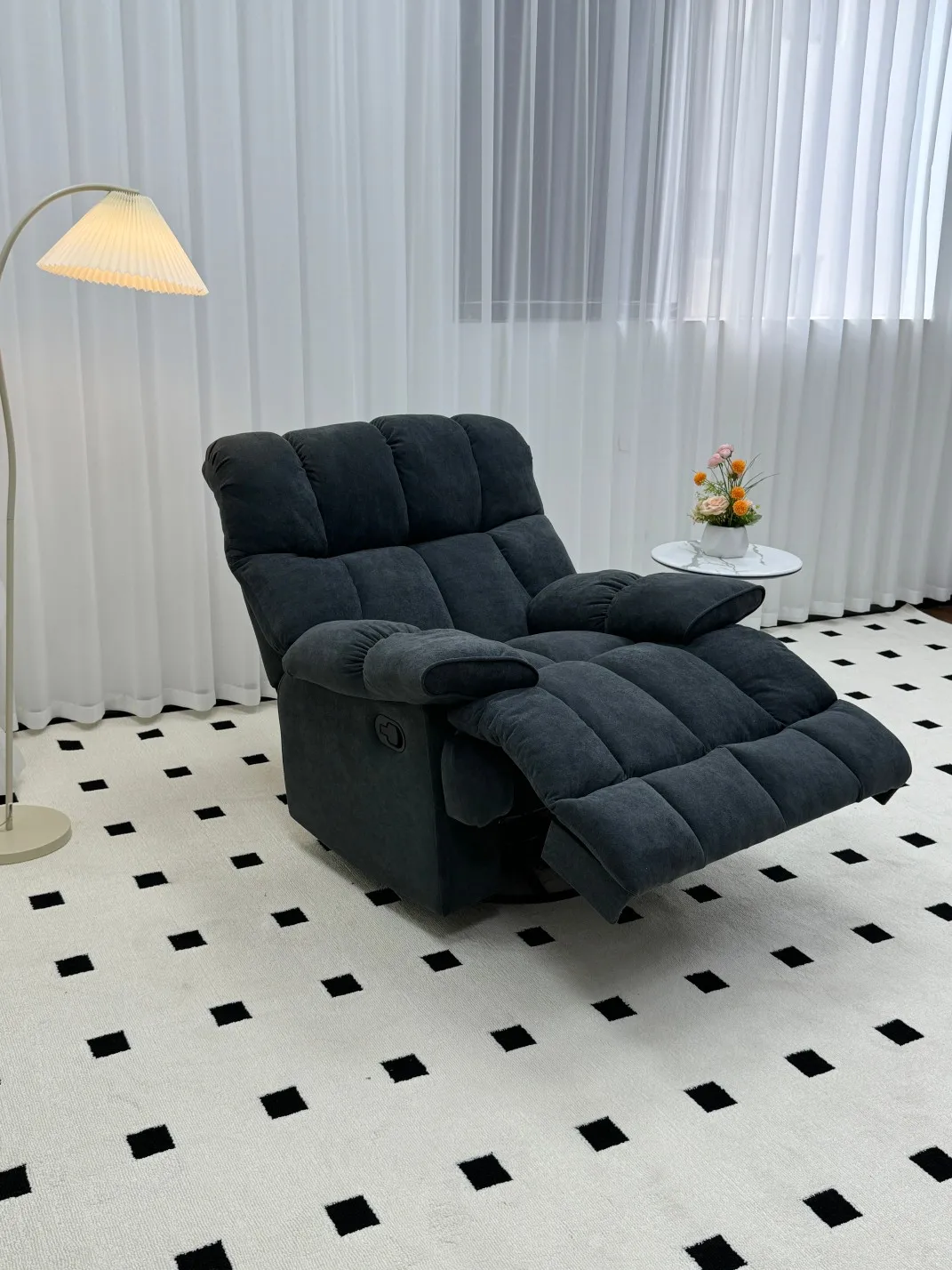 Smart Living Room Furniture Luxury Functional Sofa Chair Electric Remote Control Rotatable Rocking Reclining Sofa Set