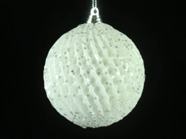 Hot Sale Christmas Tree Hanging Ornament Custom Sliver Foam Glitter  Christmas Balls Ornaments for Home Decoration