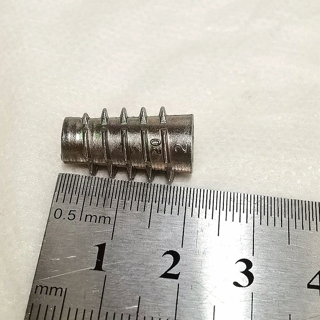 1/4*20mm zinc alloy  nut Countersunk Head Zinc Alloy Furniture Screw-in Nut Zinc Alloy Threaded Furniture Wood Insert Nut