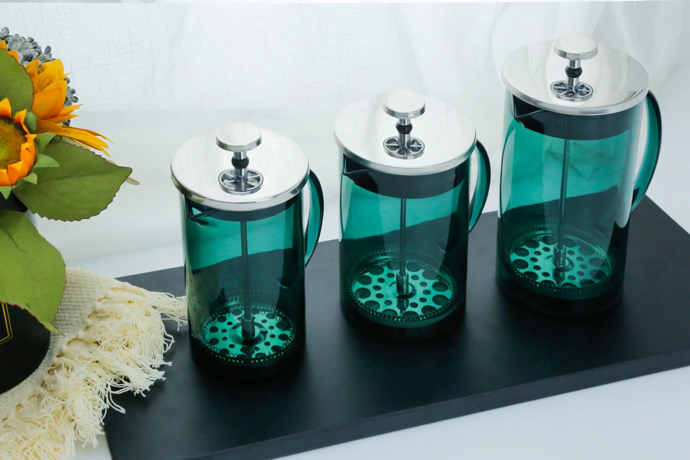 Wholesale Amber/ Blue/ Green High-Capacity  borosilicate 350ml french press