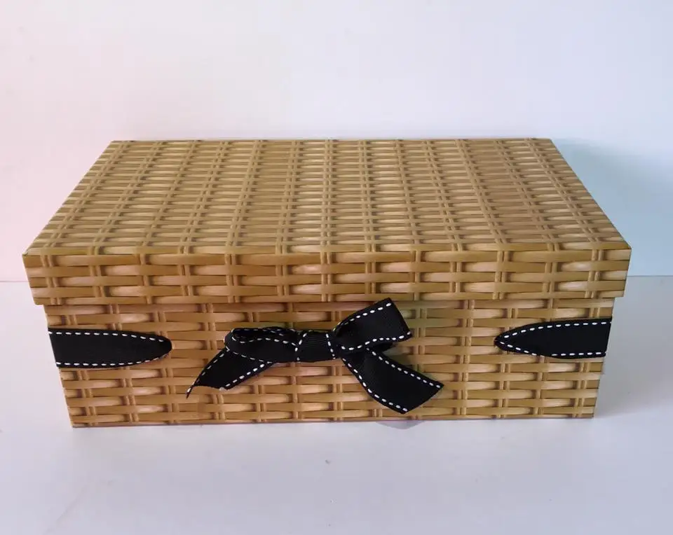 PP Rectangle Handmade Wicker Basket  Box with Lid Snack Storage Woven Box  Plastic Rattan Basket Mega Chocolate Gift Hamper