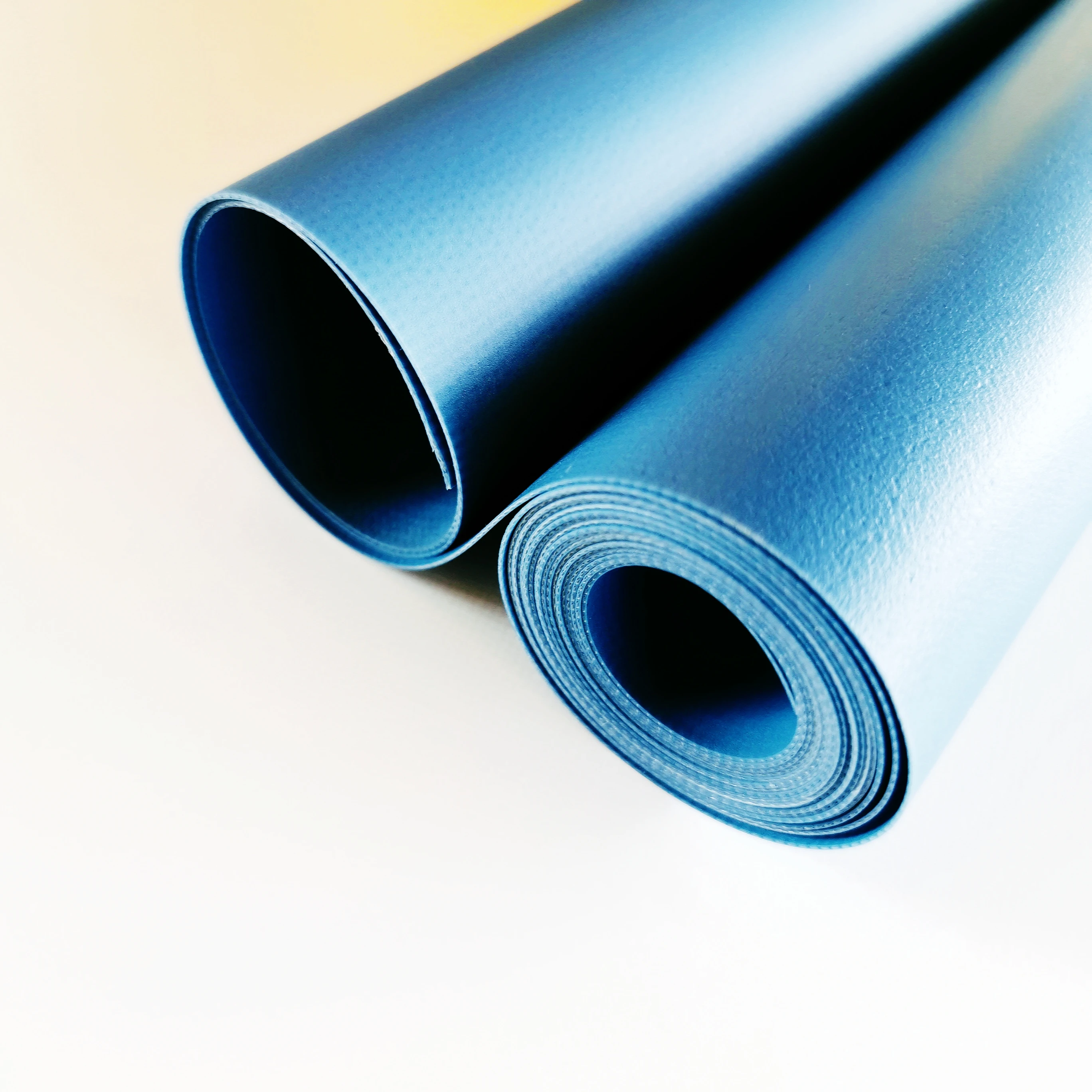 
Bluish 625g/m2 840*840D 18*18 PVC coated or laminated tarpaulin fabric 100% polyester for industrial cover 