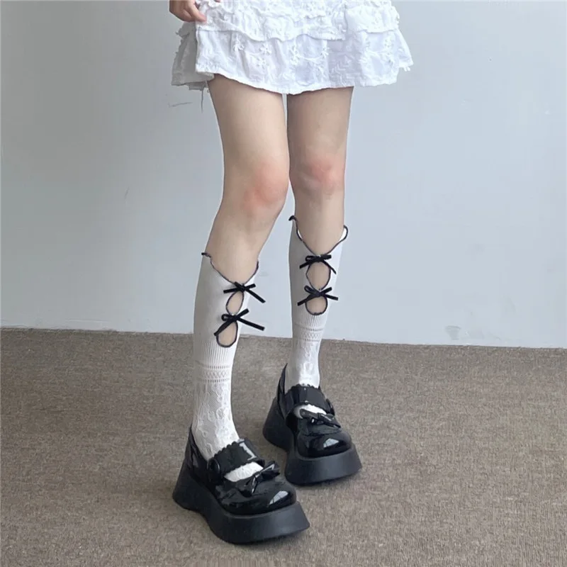 Japanese College Style Bow Knot Floral Pattern Medium Length Socks