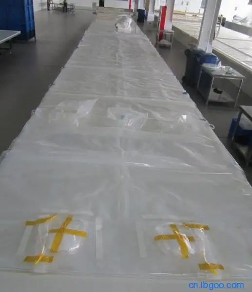 Poly Sheeting Heavy Duty  150um and 200um thickness Roll Black for Construction film