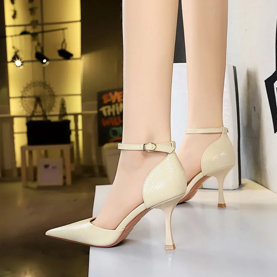 34-43 Banquet shallow cut pointed glossy patent leather high heels Solid snake patterned hollow cut out one line sandals