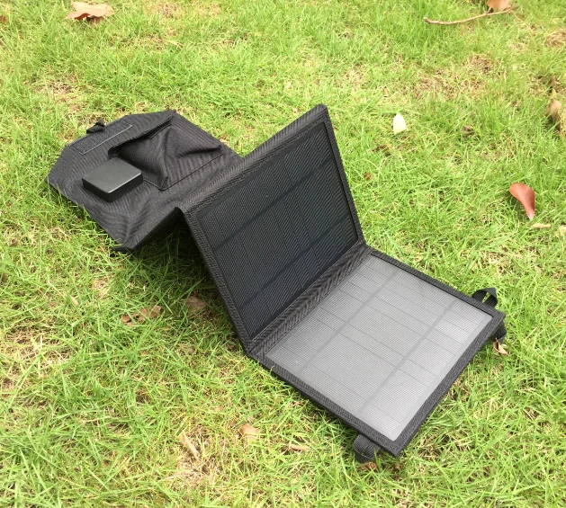 Flextech Company factory new arrival design dual usb solar charger for mobile phone waterproof IP67