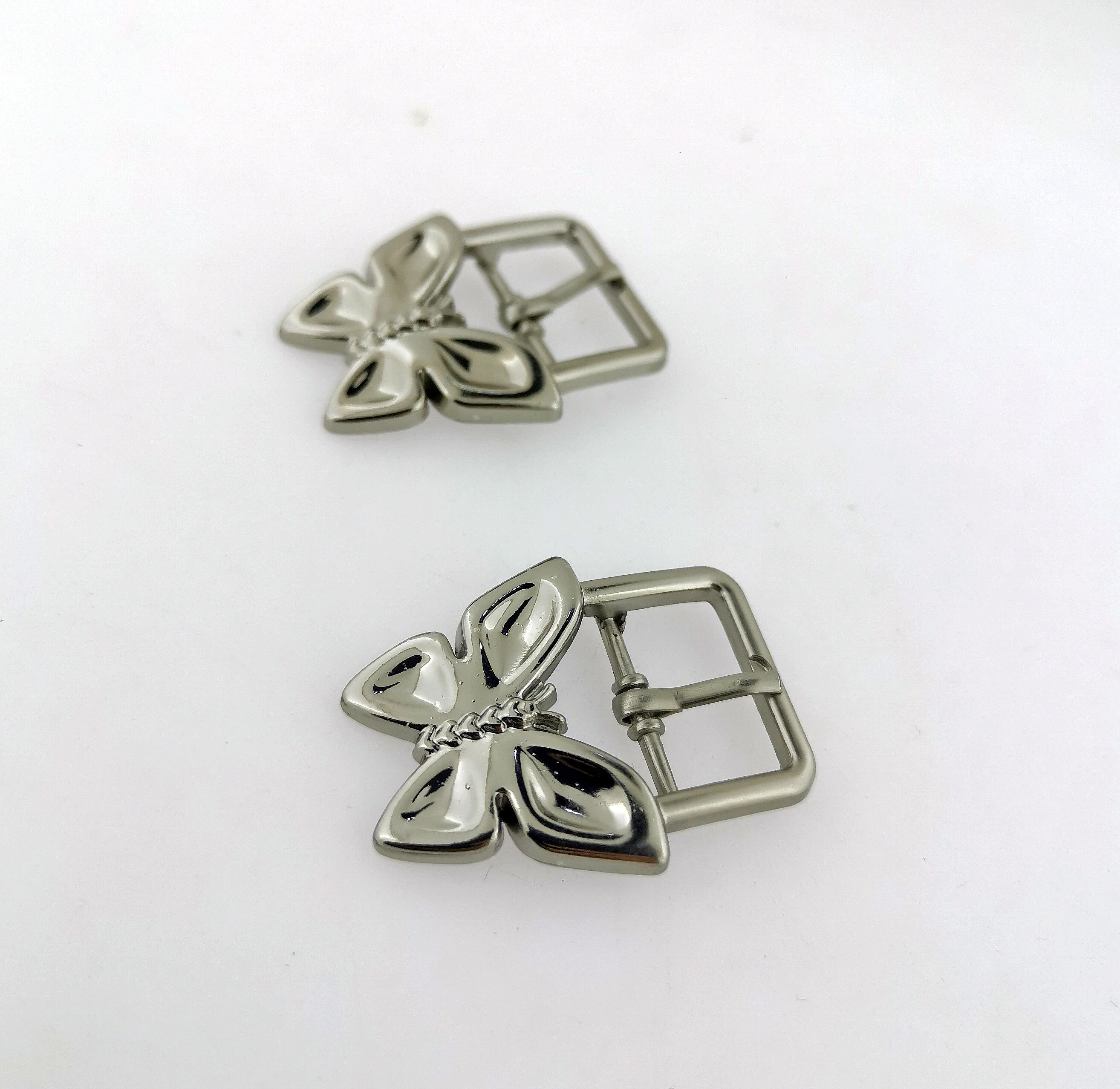 Manufacturers custom butterfly needle buckle fashion adjustable shoe buckle handbag accessories DIY metal shoe buckle