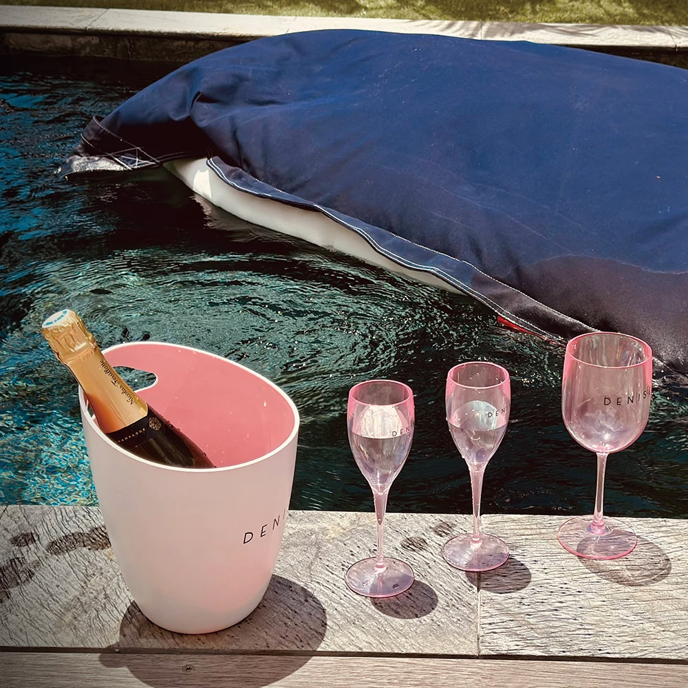 BPA Free Unbreakable White Plastic Wine Glasses Champagne Flutes Acrylic Red Wine Glasses