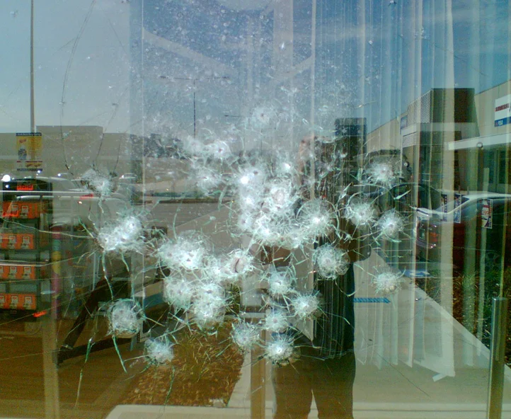 3M Safety and Security Window Film SH7