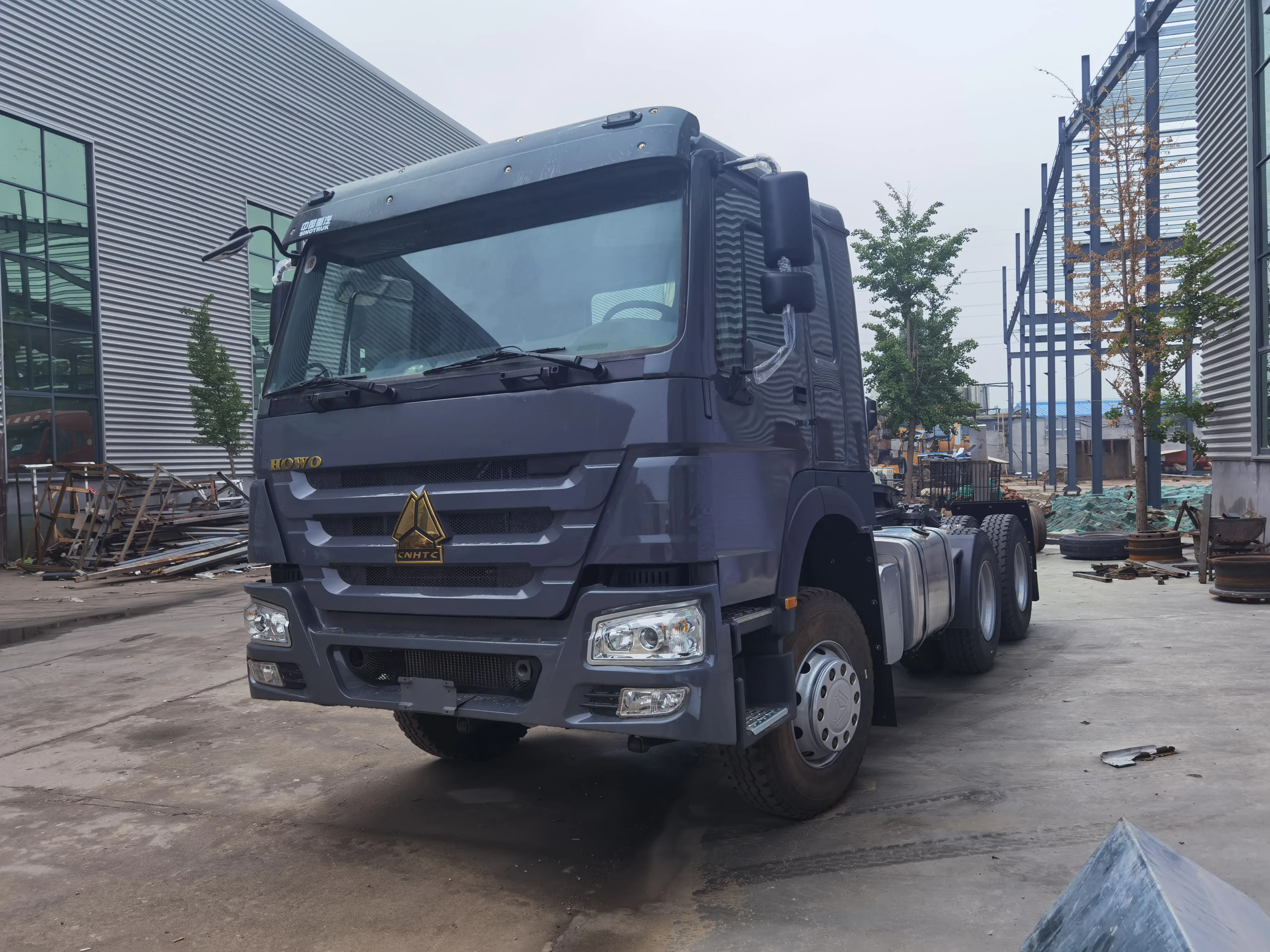Sinotruk HOWO 6X4 Heavy Truck Dump Truck Trailer Tractor Head
