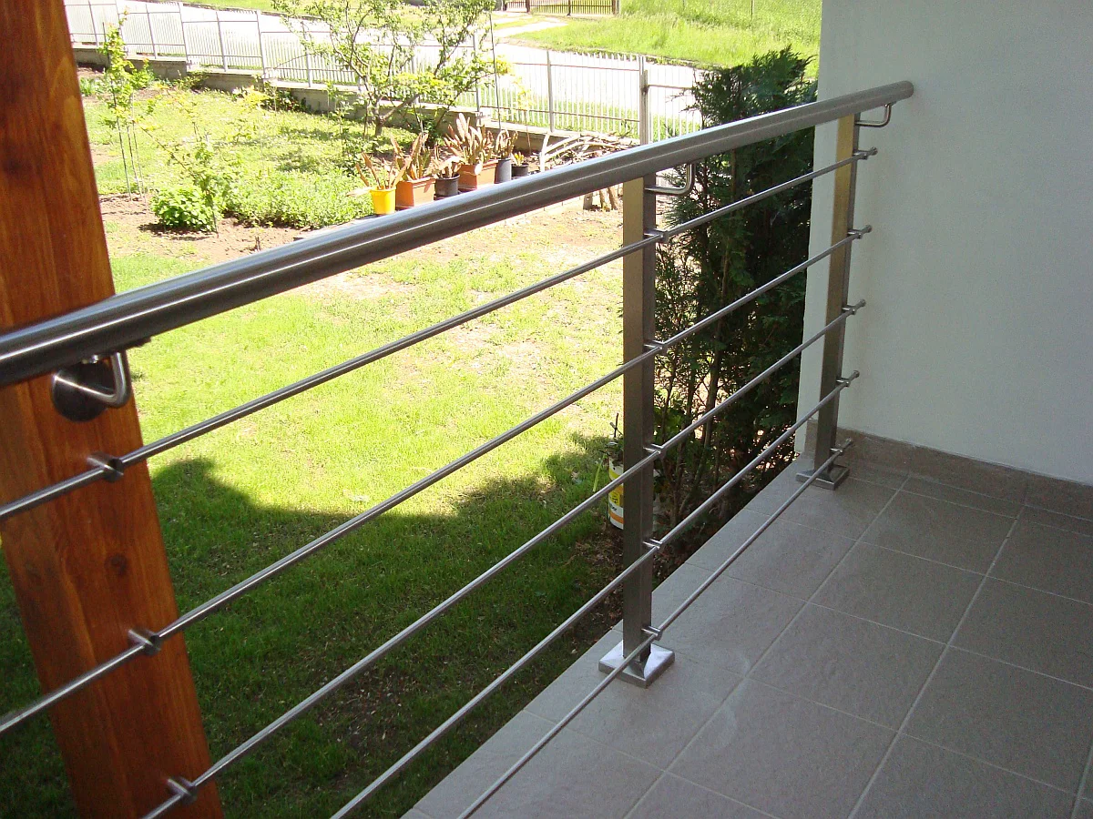 YL Stainless Railing System  balcony  outside Rod Railing
