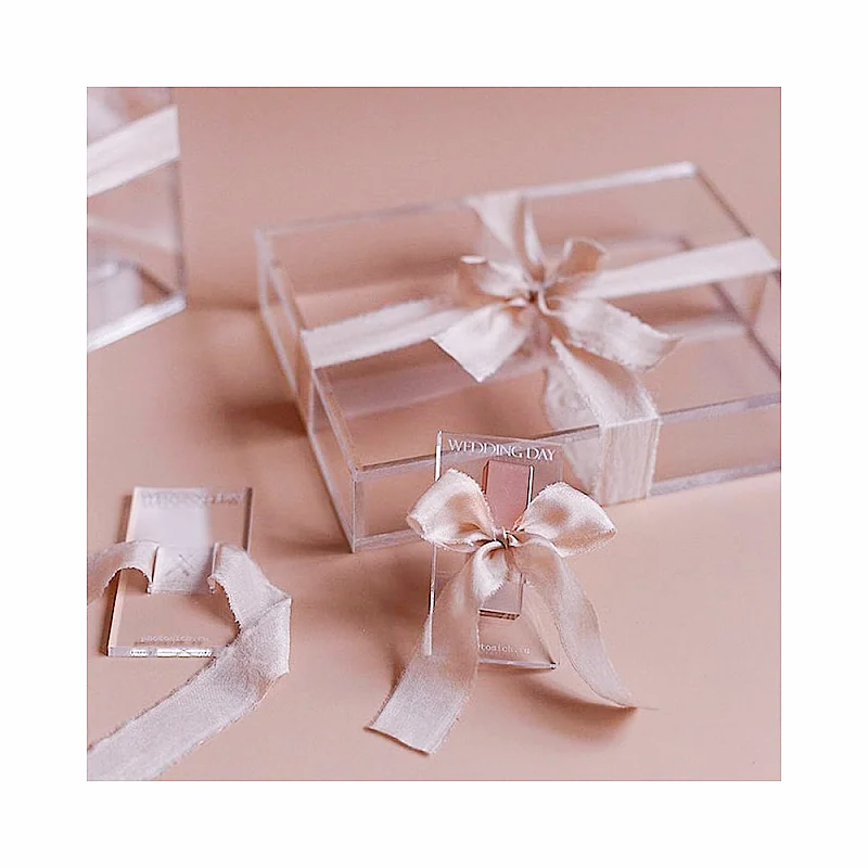 Custom Luxury Transparent Acrylic With Hand Gift Candy Box Clear Storage Acrylic gift Box Acrylic Boxes With Riband