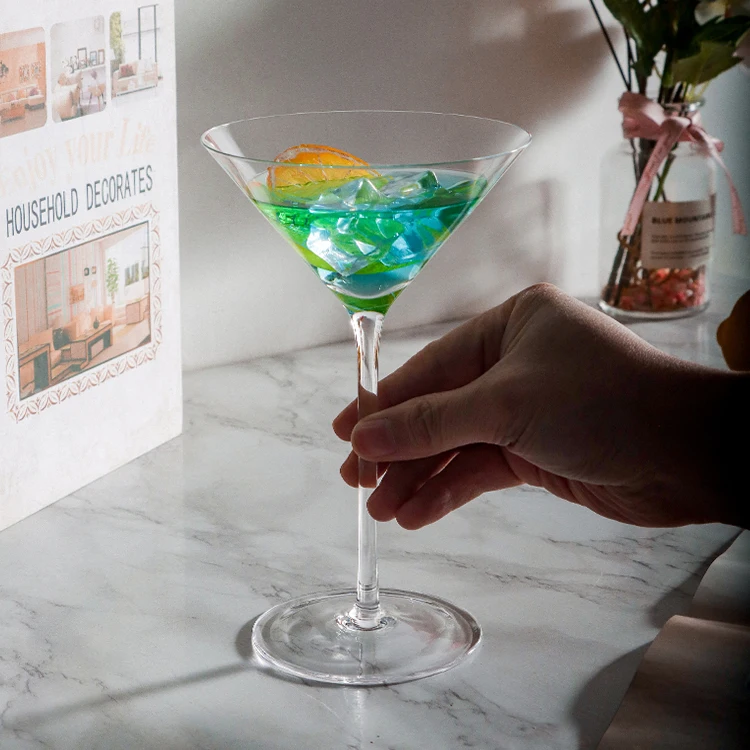 Hot Sale Cocktail Crystal Glass Classical Champagne Glasses Creative Martini Glass for Home Party