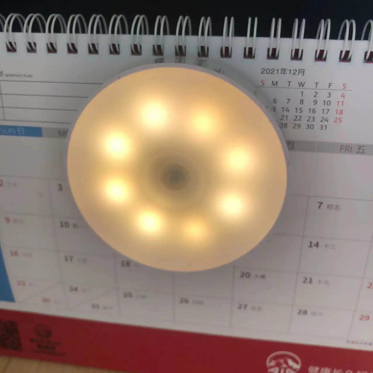 2021 New Design hot sale Wireless LED Body Motion Sensor Closet Lights Rechargeable Magnet LED Night Light