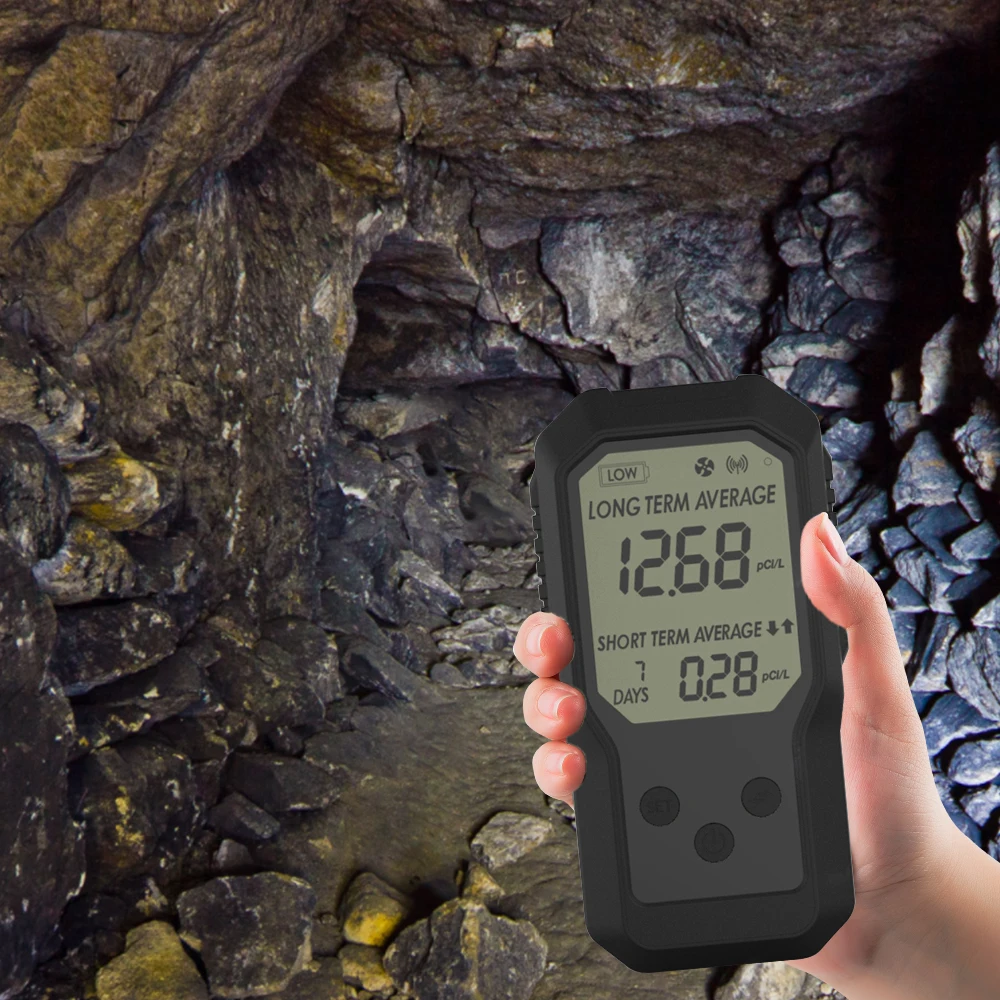 Chinese factory provide hot selling air quality monitor products handheld radon meter LCD screen display radon detector monitor