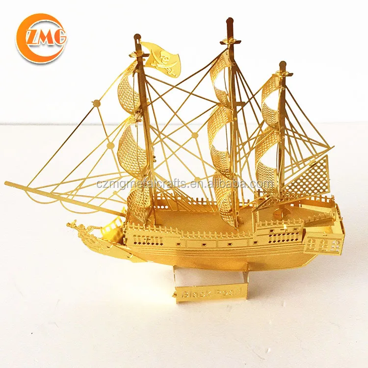 Hot Selling Souvenir DIY Metal Gifts Crafts Small 3D Golden Sailboats