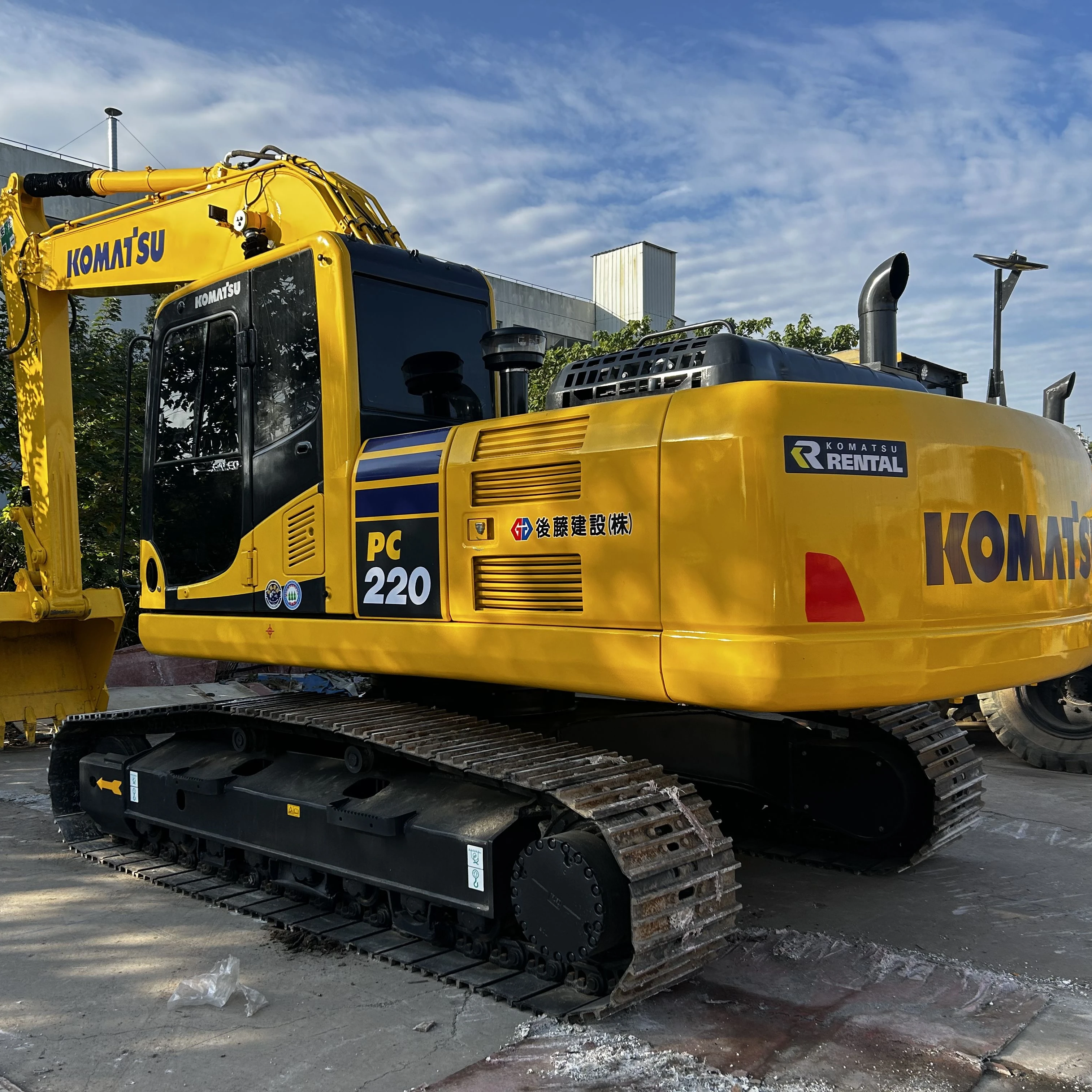 Экскаватор Komatsu оригинальный японский экскаватор 220 200 240 доступен