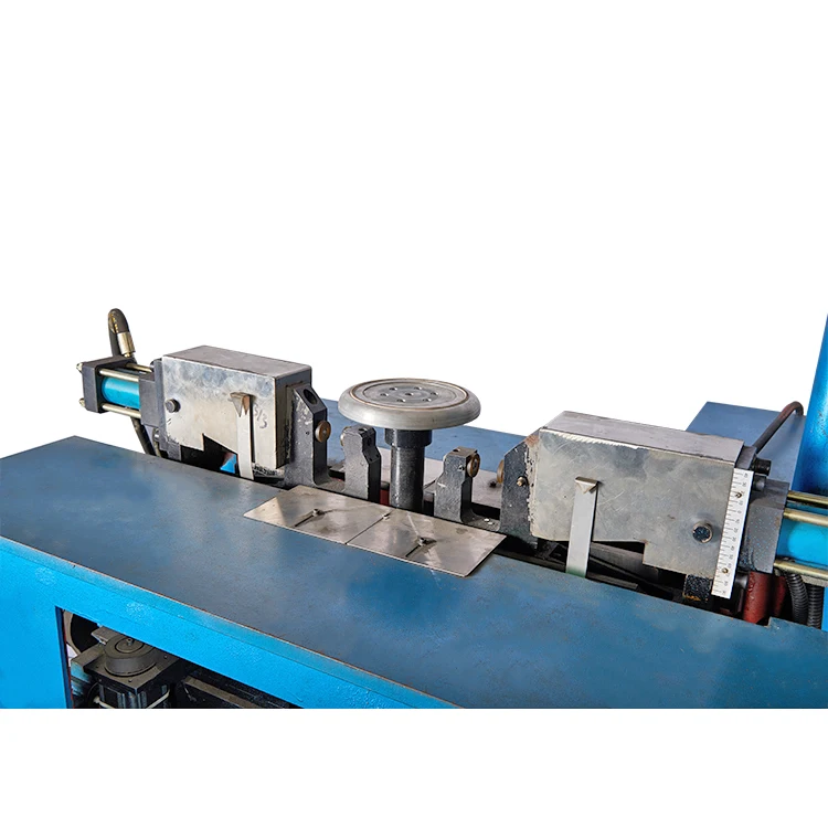 Алюминиевая посуда и горшки две станции интеллектуальная гидравлическая штамповочная машина