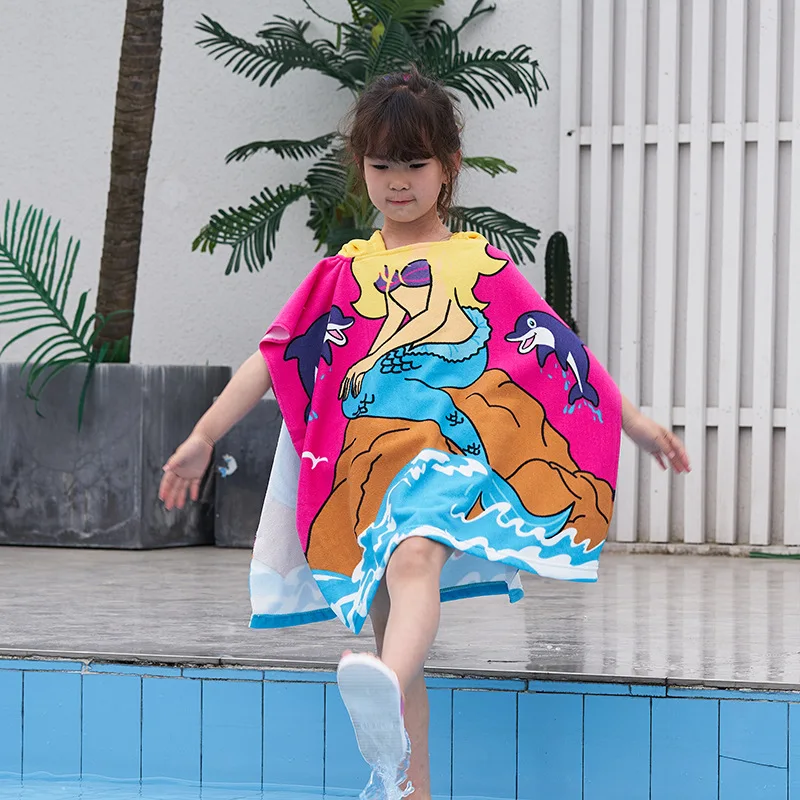 Детская накидка банное полотенце для От 2 до 10 лет с рисунками из мультфильмов, быстро сохнет, накидка в полоску банный халат абсорбент внешняя часть изготовлена из микрофибры пляжные полотенца