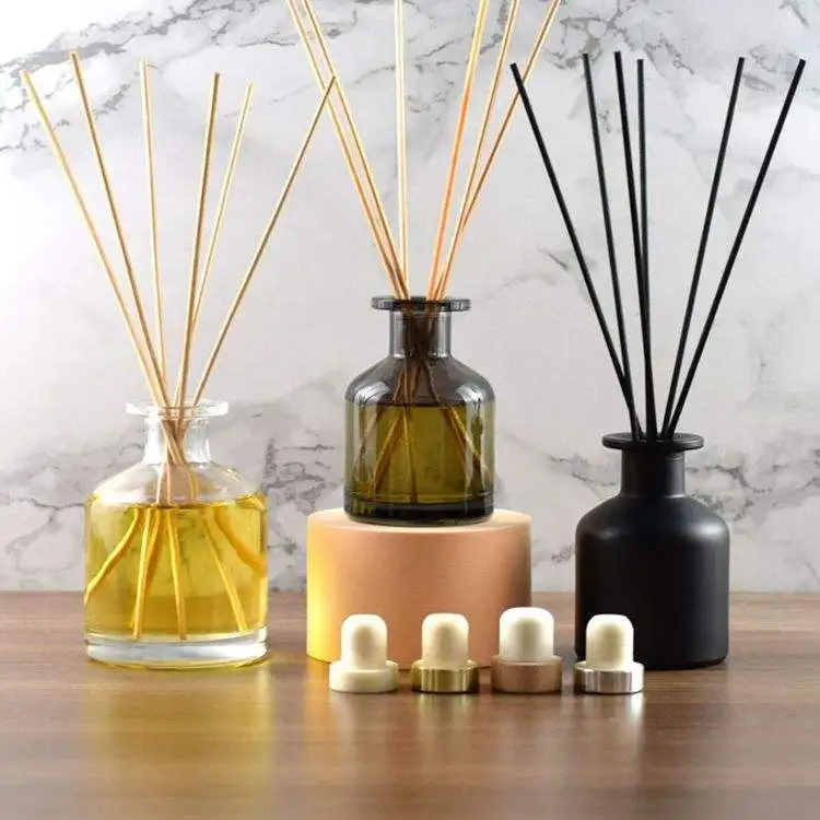 High Quality Essential Oil Diffuser Bottle Glass Perfume Diffuser Bottle for Home Decoration