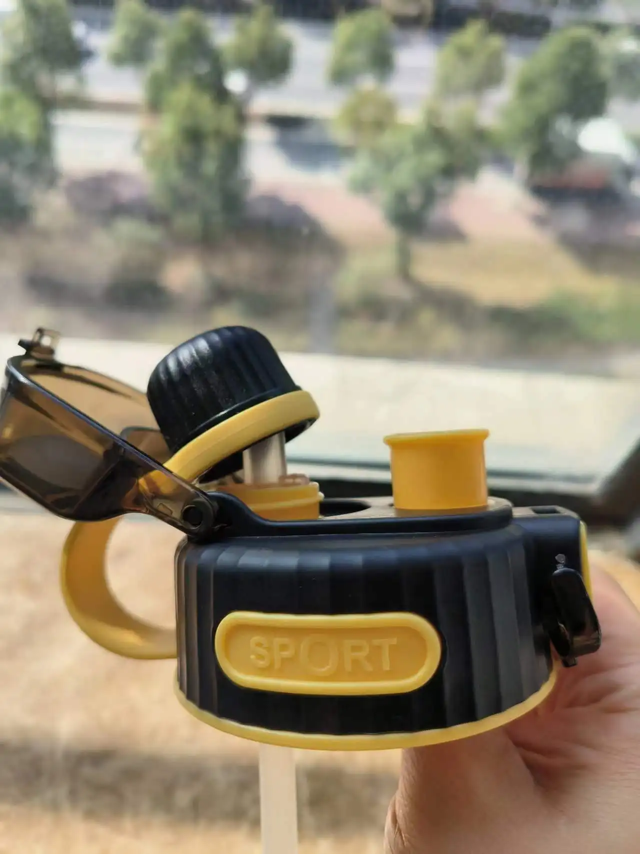 Top Seller 1000ml 1.5L 32oz Wide Mouth Tritan Plastic Water Bottle Jug with Silicone Sleeve and Handle